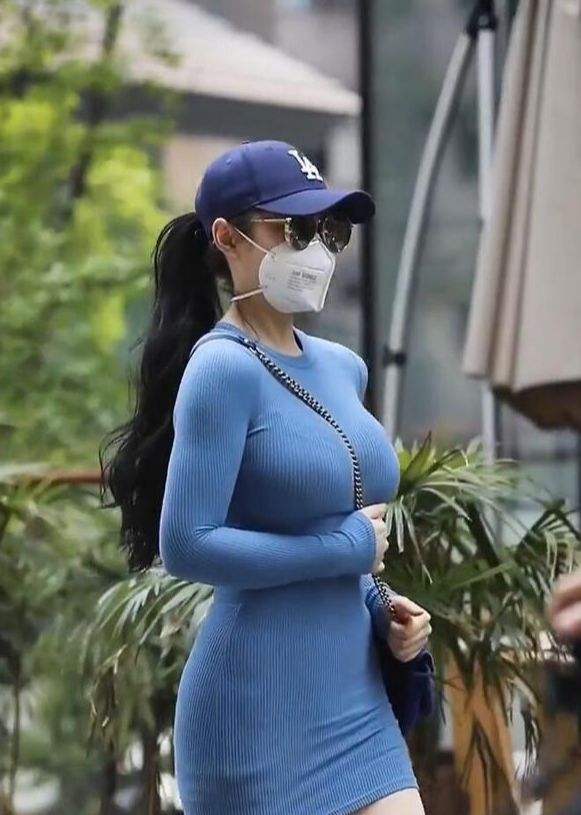 社保基金最新重仓股亮相 有6只个股持股市值超10亿元